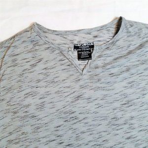 Courage CLothing Co. basic t-shirt v-neck neckline Large Gray NWOT